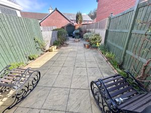 Photo 19- click for photo gallery